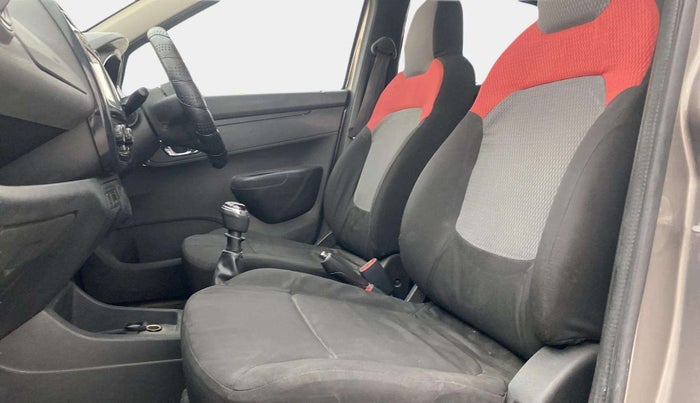 2018 Renault Kwid RXT 1.0 (O), Petrol, Manual, 82,905 km, Right Side Front Door Cabin