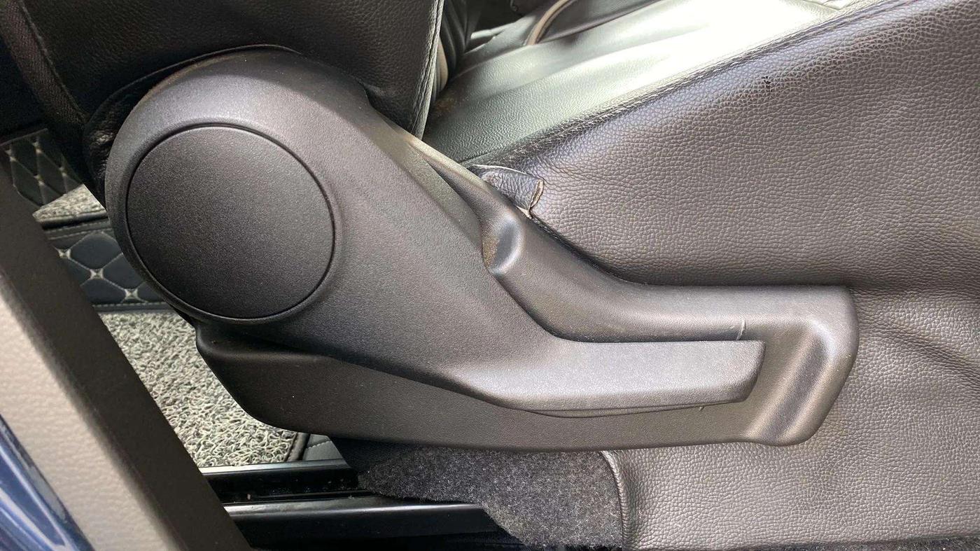 2022 Maruti IGNIS ZETA 1.2 AMT, Petrol, Automatic, 12,961 km, Driver Side Adjustment Panel