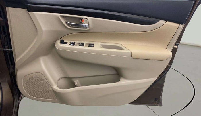 2017 Maruti Ciaz DELTA 1.4 MT PETROL, Petrol, Manual, 74,569 km, Driver Side Door Panels Control