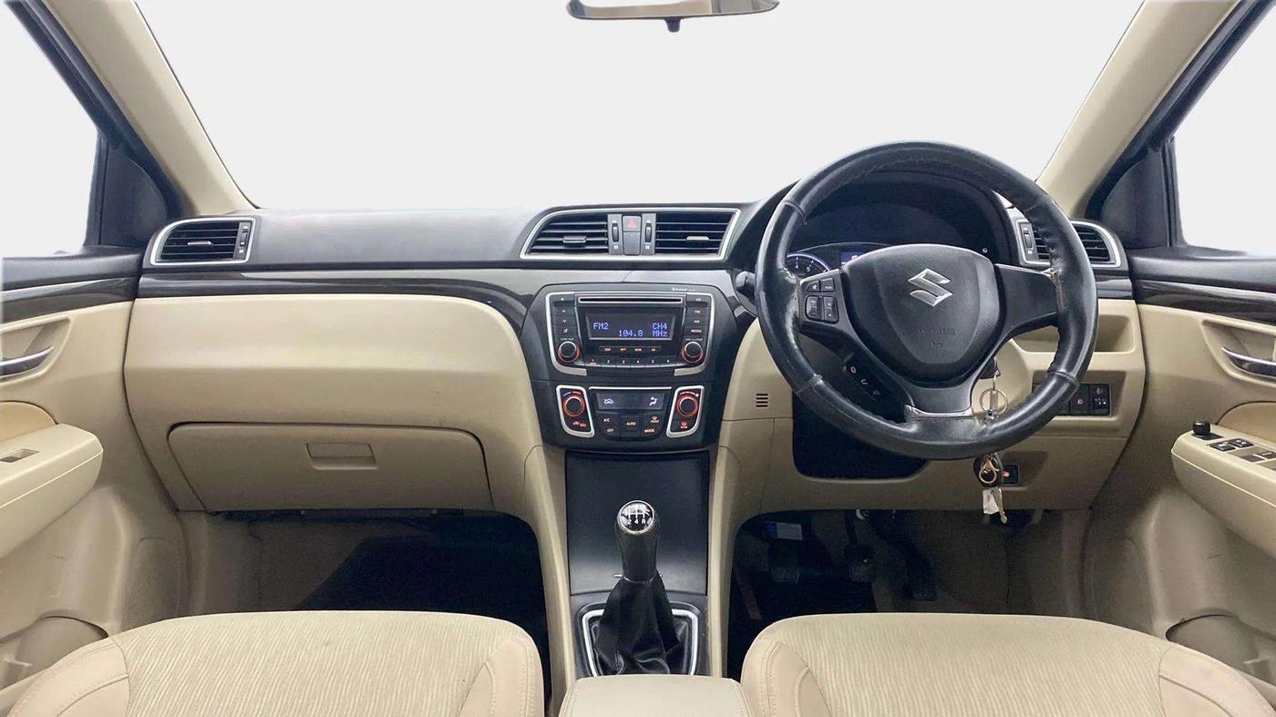 2017 Maruti Ciaz DELTA 1.4 MT PETROL, Petrol, Manual, 74,569 km, Dashboard