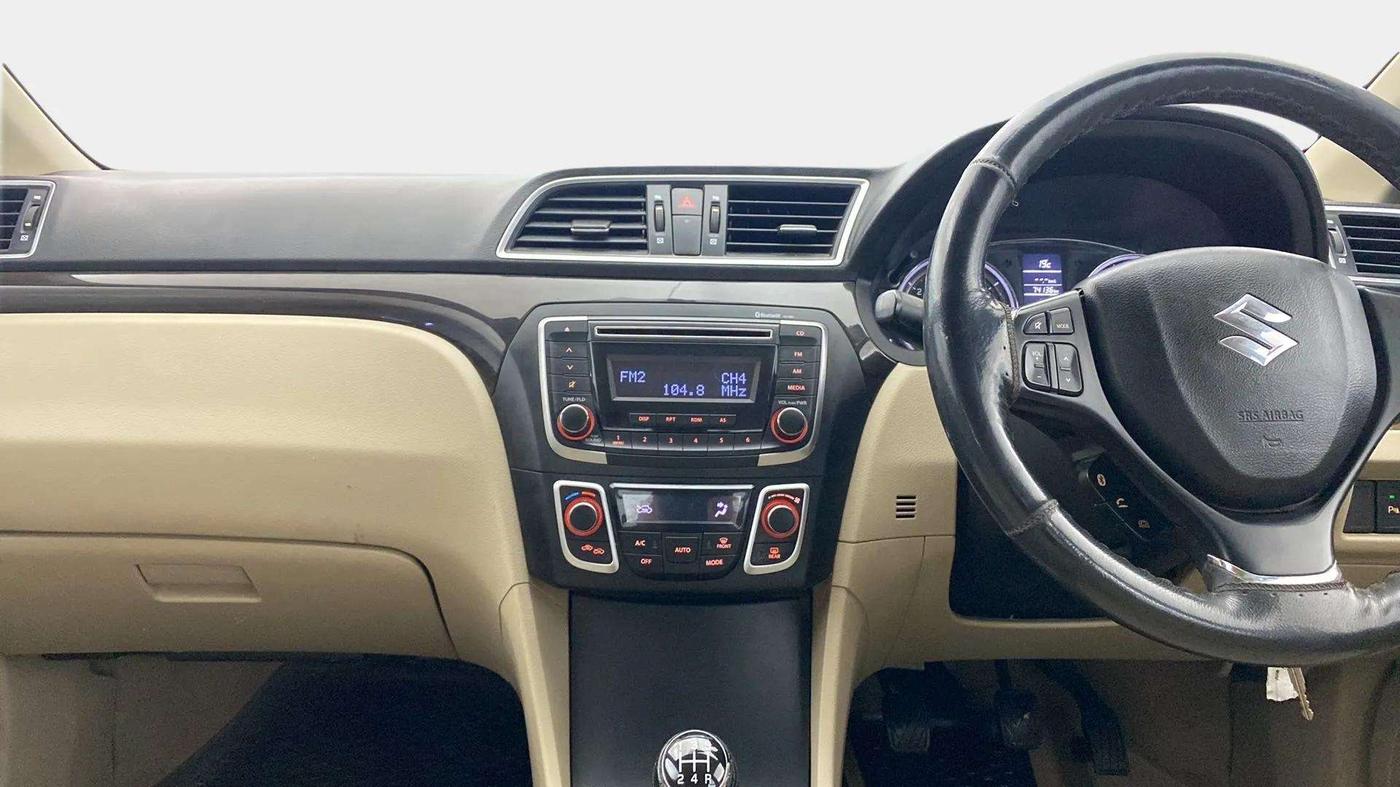 2017 Maruti Ciaz DELTA 1.4 MT PETROL, Petrol, Manual, 74,569 km, Air Conditioner