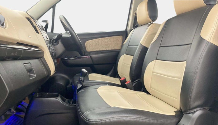 2017 Maruti Wagon R 1.0 VXI, Petrol, Manual, 32,174 km, Right Side Front Door Cabin