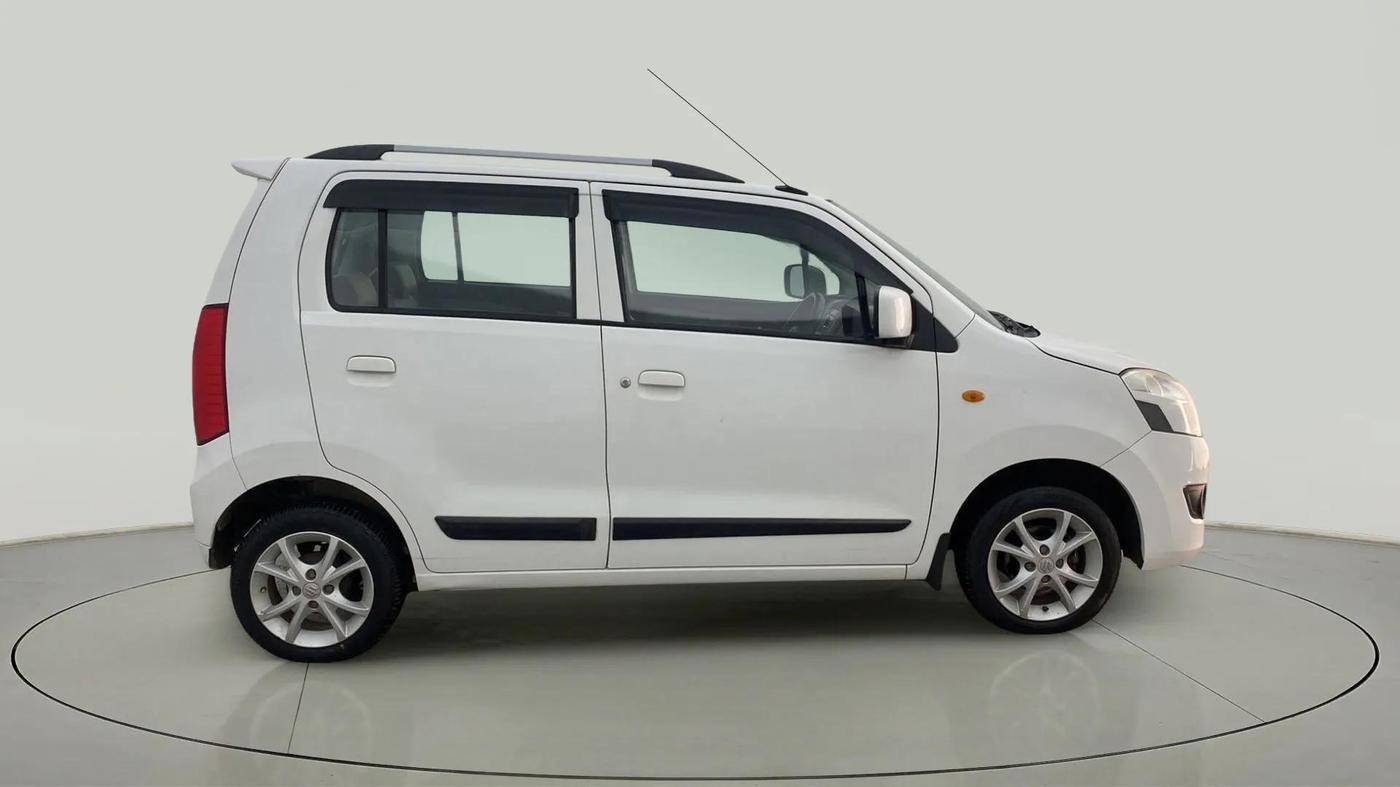 2017 Maruti Wagon R 1.0 VXI, Petrol, Manual, 32,174 km, Right Side