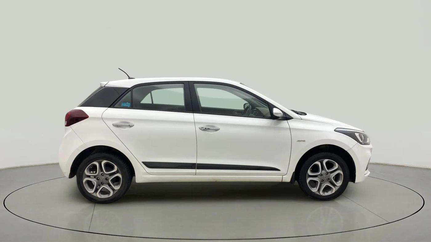 2019 Hyundai Elite i20 ASTA (O) CVT, Petrol, Automatic, 67,619 km, Right Side View