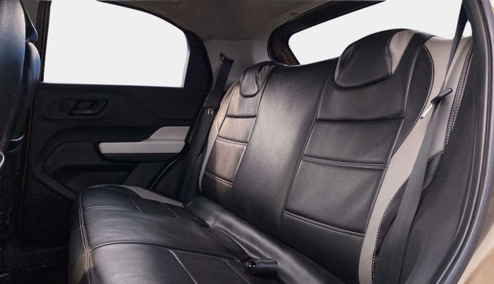 2021 Tata PUNCH ACCOMPLISHED DAZZLE PACK AMT, Petrol, Automatic, 53,966 km, Right Side Rear Door Cabin