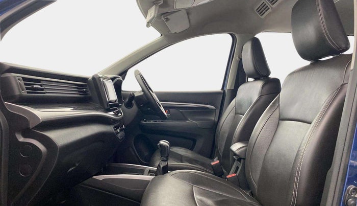 2019 Maruti XL6 ALPHA AT, Petrol, Automatic, 42,077 km, Right Side Front Door Cabin