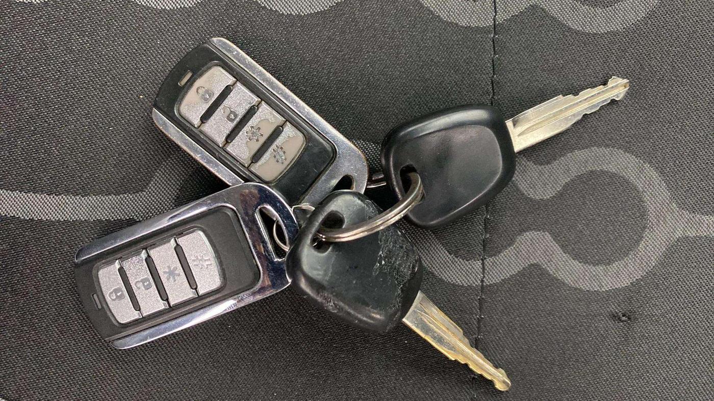 2014 Maruti Alto 800 LXI, Petrol, Manual, 85,166 km, Key Close Up