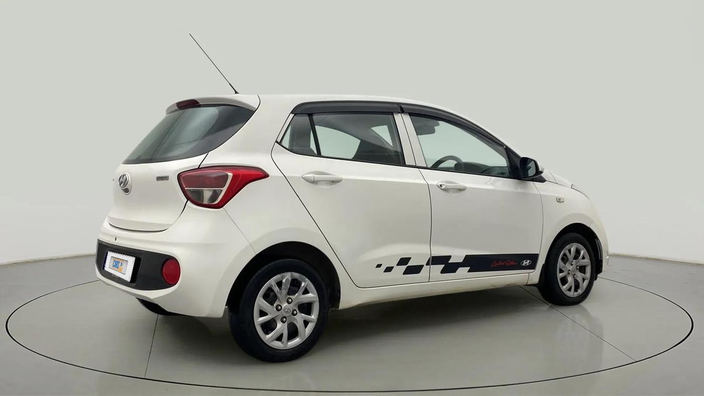 2018 Hyundai Grand i10 MAGNA 1.2 KAPPA VTVT, Petrol, Manual, 90,148 km, Right Back Diagonal