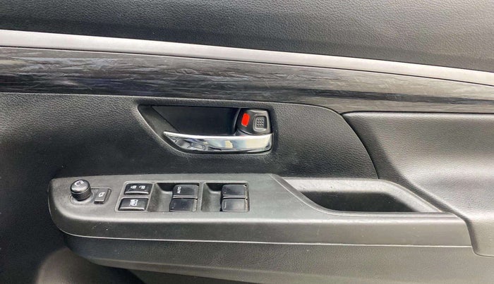 2020 Maruti XL6 ZETA AT, Petrol, Automatic, 55,307 km, Driver Side Door Panels Control