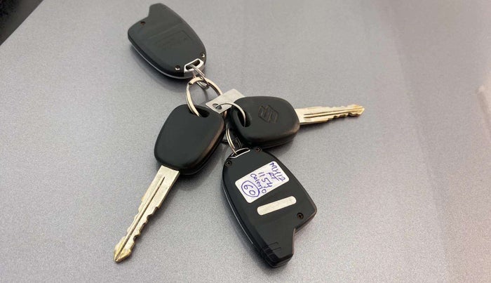 2019 Maruti Celerio VXI CNG, CNG, Manual, 64,788 km, Key Close Up
