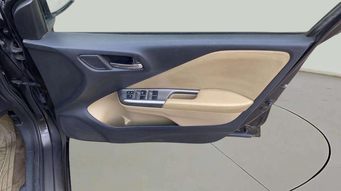 2014 Honda City 1.5L I-VTEC VX, Petrol, Manual, 52,635 km, Driver Side Door Panels Control