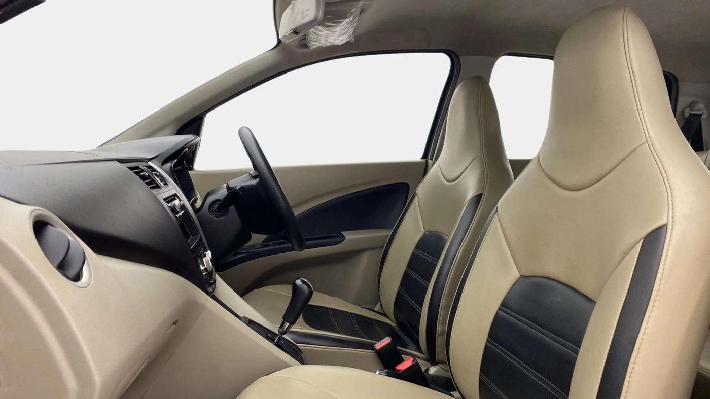 2015 Maruti Celerio VXI AMT, Petrol, Automatic, 70,403 km, Right Side Front Door Cabin
