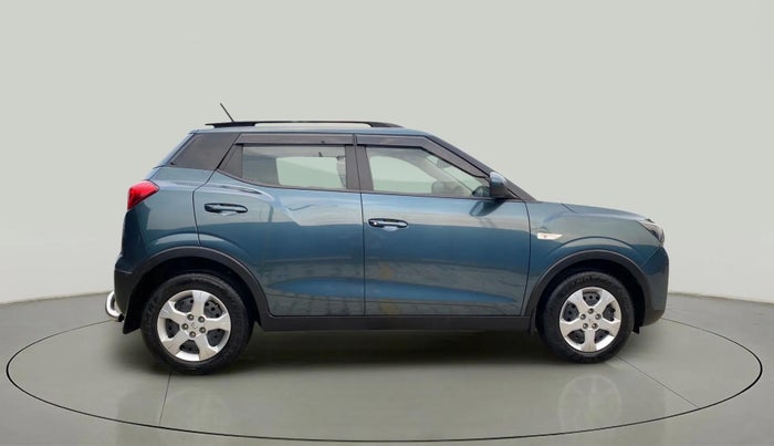 2024 Mahindra XUV300 W6 1.2 PETROL, Petrol, Manual, 3,388 km, Right Side