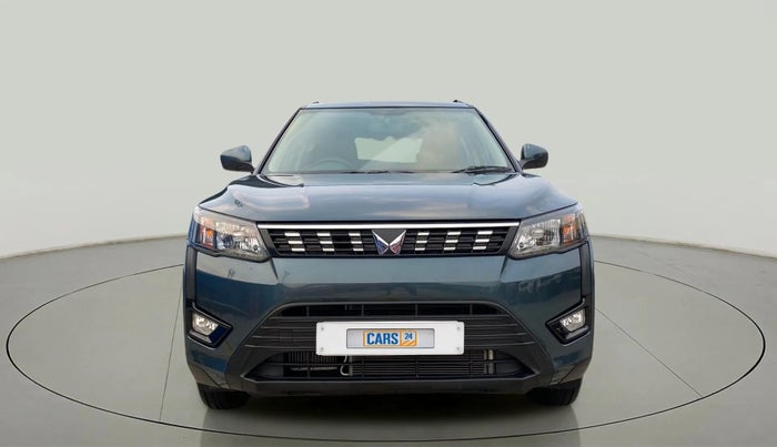 2024 Mahindra XUV300 W6 1.2 PETROL, Petrol, Manual, 3,388 km, Front