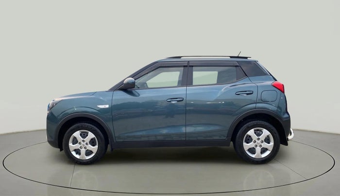 2024 Mahindra XUV300 W6 1.2 PETROL, Petrol, Manual, 3,388 km, Left Side