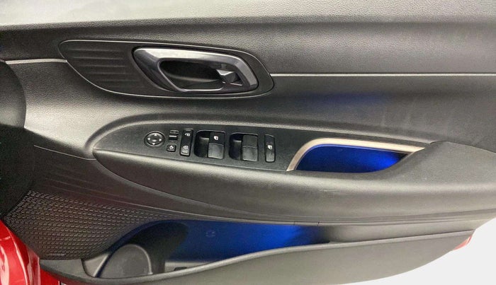2021 Hyundai NEW I20 ASTA 1.2 MT, Petrol, Manual, 36,959 km, Driver Side Door Panels Control