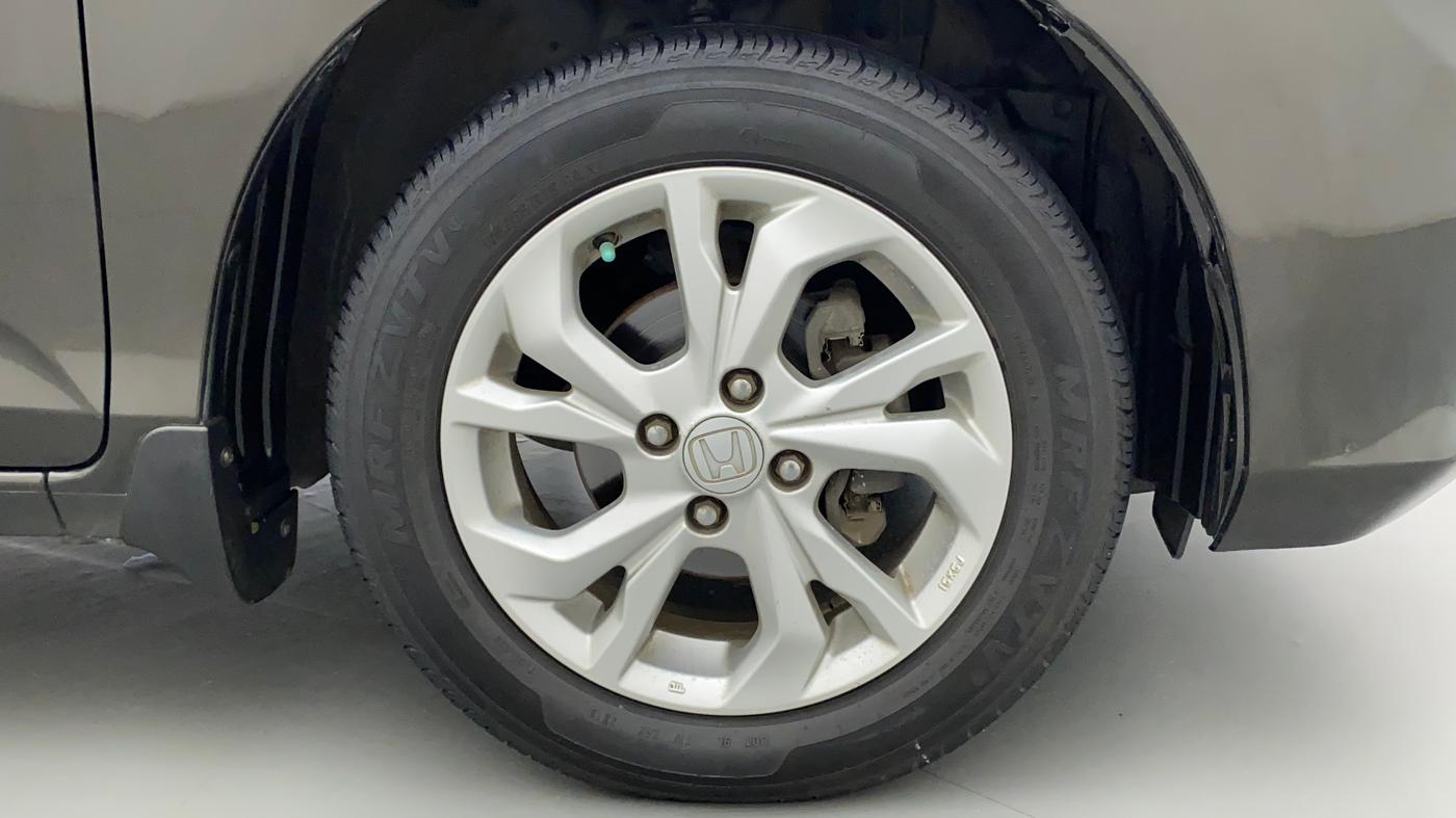 2018 Honda Amaze 1.2L I-VTEC V, Petrol, Manual, 28,483 km, Right Front Wheel