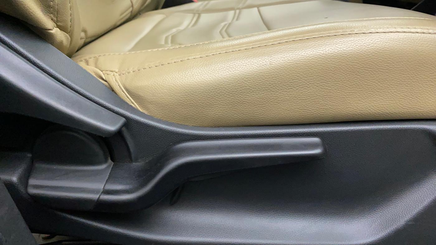 2018 Honda Amaze 1.2L I-VTEC V, Petrol, Manual, 28,483 km, Driver Side Adjustment Panel