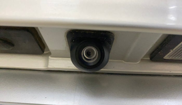 2019 Renault TRIBER RXL MT, Petrol, Manual, 55,622 km, Parking Camera