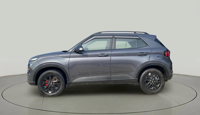 2023 Hyundai VENUE SX(O) 1.0 Turbo DCT Knight Edition, Petrol, Automatic, 9,298 km, Left Side