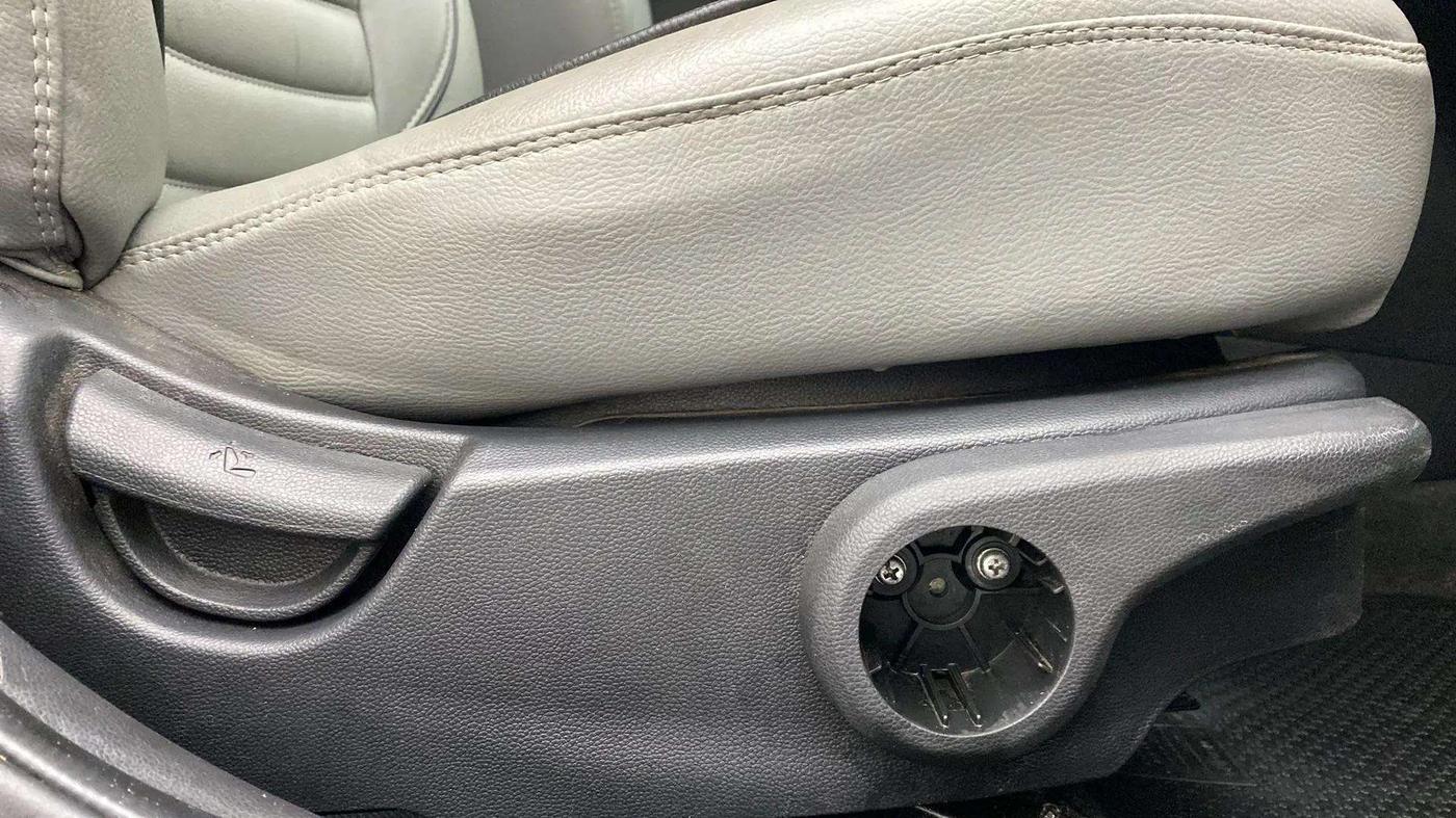 2014 Hyundai Xcent S 1.2, Petrol, Manual, 80,323 km, Driver Side Adjustment Panel