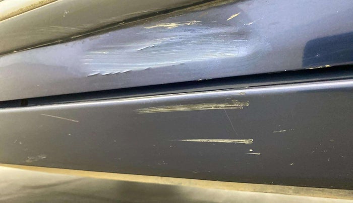 2019 Toyota Glanza G ISG, Petrol, Manual, 55,587 km, Left running board - Minor scratches