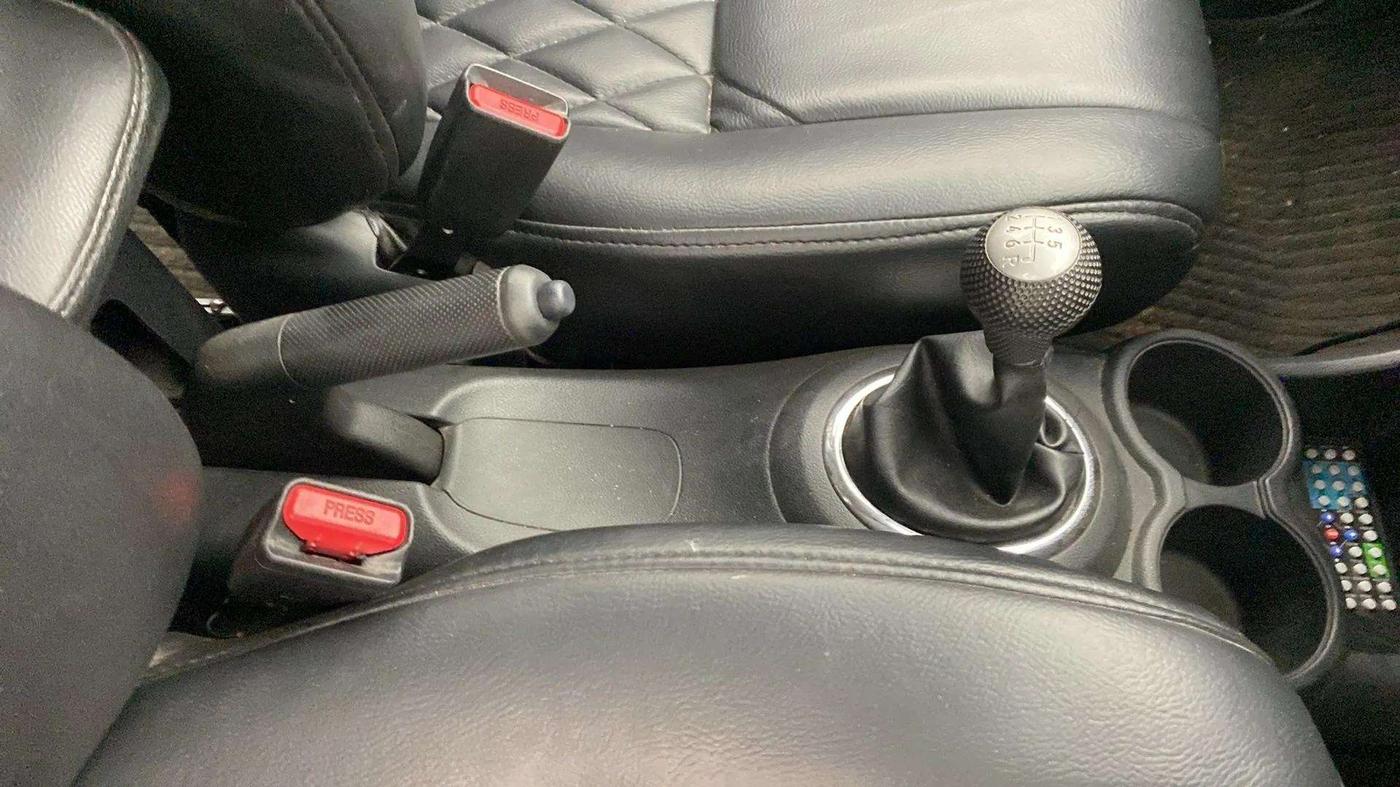 2019 Honda BR-V 1.5L I-VTEC S, Petrol, Manual, 26,047 km, Gear Lever