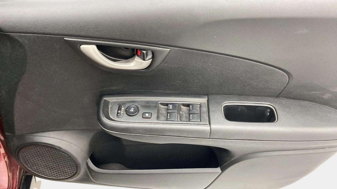 2019 Honda BR-V 1.5L I-VTEC S, Petrol, Manual, 26,047 km, Driver Side Door Panels Control