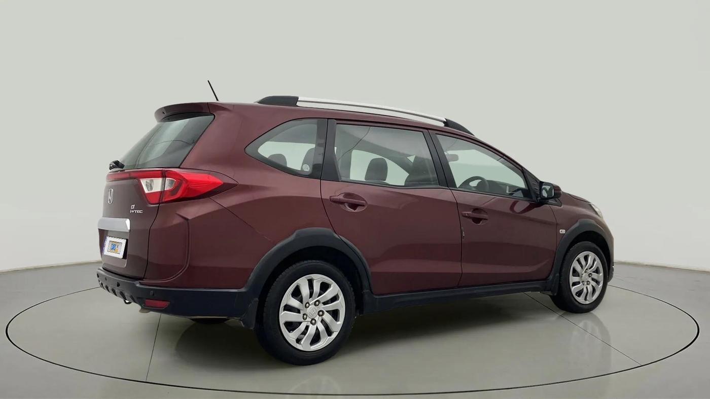 2019 Honda BR-V 1.5L I-VTEC S, Petrol, Manual, 26,047 km, Right Back Diagonal