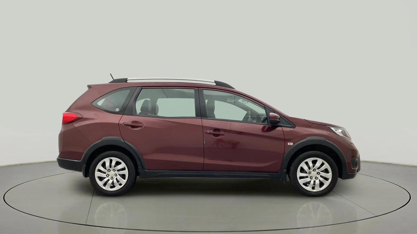 2019 Honda BR-V 1.5L I-VTEC S, Petrol, Manual, 26,047 km, Right Side View