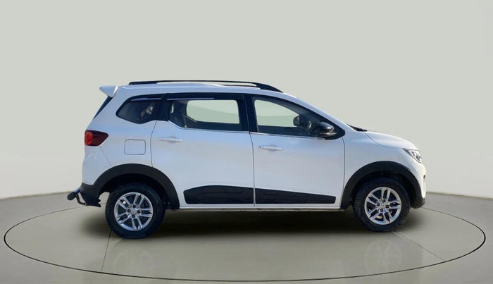 2021 Renault TRIBER RXT, Petrol, Manual, 27,158 km, Right Side View