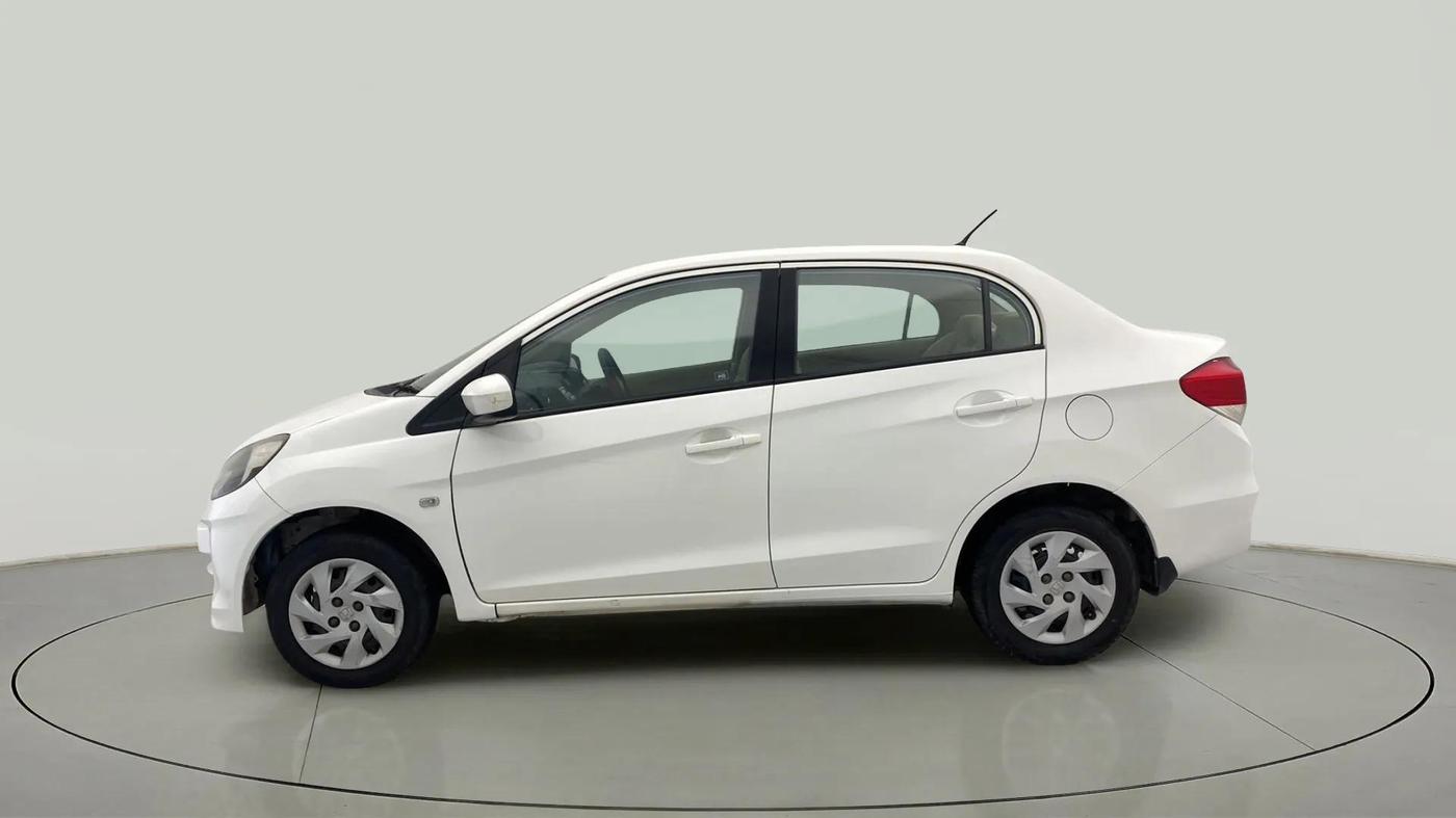 2014 Honda Amaze 1.5L I-DTEC S, Diesel, Manual, 1,04,571 km, Left Side