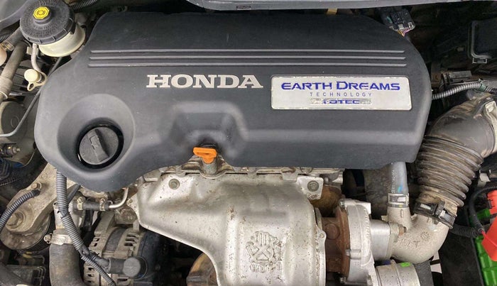2014 Honda Amaze 1.5L I-DTEC S, Diesel, Manual, 1,04,571 km, Open Bonet