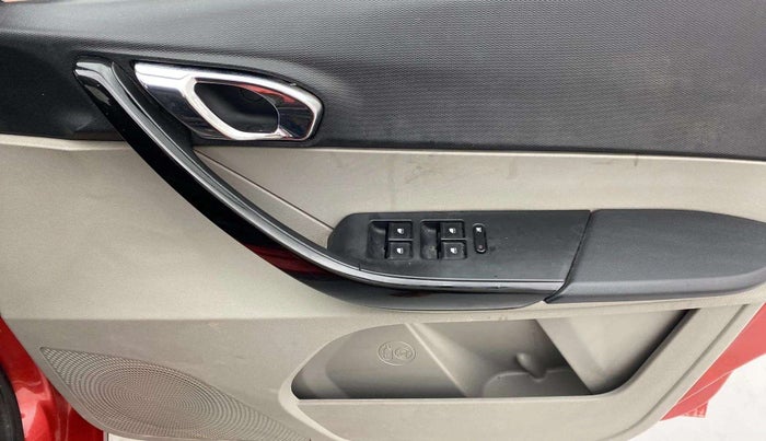 2016 Tata Tiago XZ PETROL, Petrol, Manual, 35,363 km, Driver Side Door Panels Control