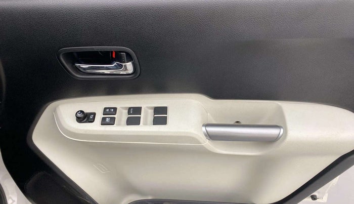 2023 Maruti IGNIS ALPHA 1.2 AMT, Petrol, Automatic, 12,398 km, Driver Side Door Panels Control