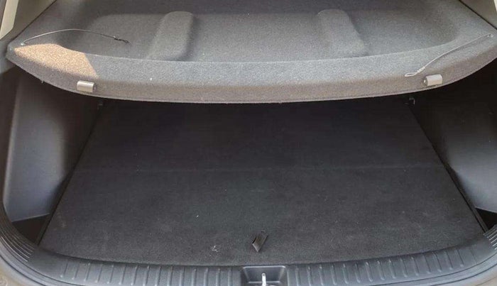 2020 KIA SELTOS HTX IVT 1.5 PETROL, Petrol, Automatic, 8,699 km, Boot Inside