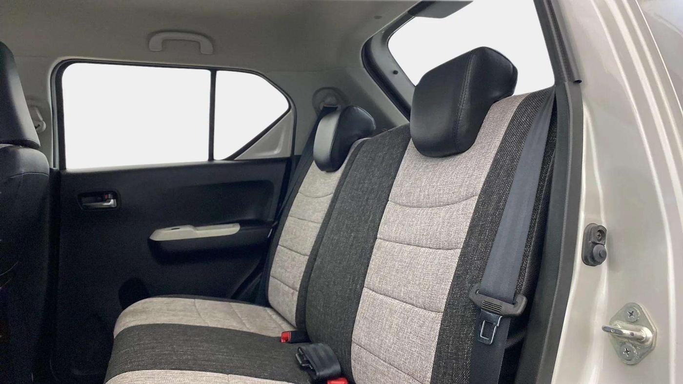 2017 Maruti IGNIS DELTA 1.2, Petrol, Manual, 32,850 km, Right Side Rear Door Cabin