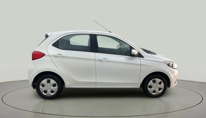 2017 Tata Tiago XZ PETROL, Petrol, Manual, 24,845 km, Right Side