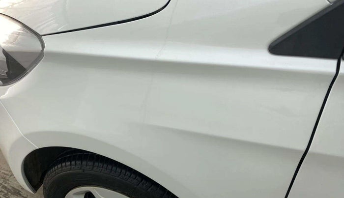 2017 Tata Tiago XZ PETROL, Petrol, Manual, 24,845 km, Left fender - Lining loose