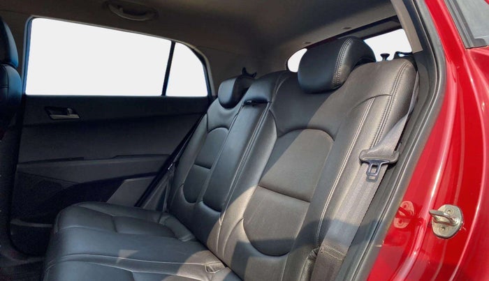 2017 Hyundai Creta SX PLUS 1.6 PETROL, Petrol, Manual, 61,358 km, Right Side Rear Door Cabin