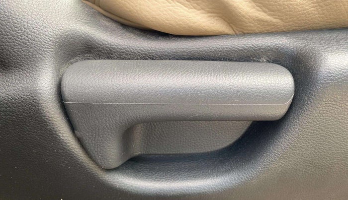 2017 Honda City 1.5L I-VTE V CVT, Petrol, Automatic, 67,360 km, Driver Side Adjustment Panel