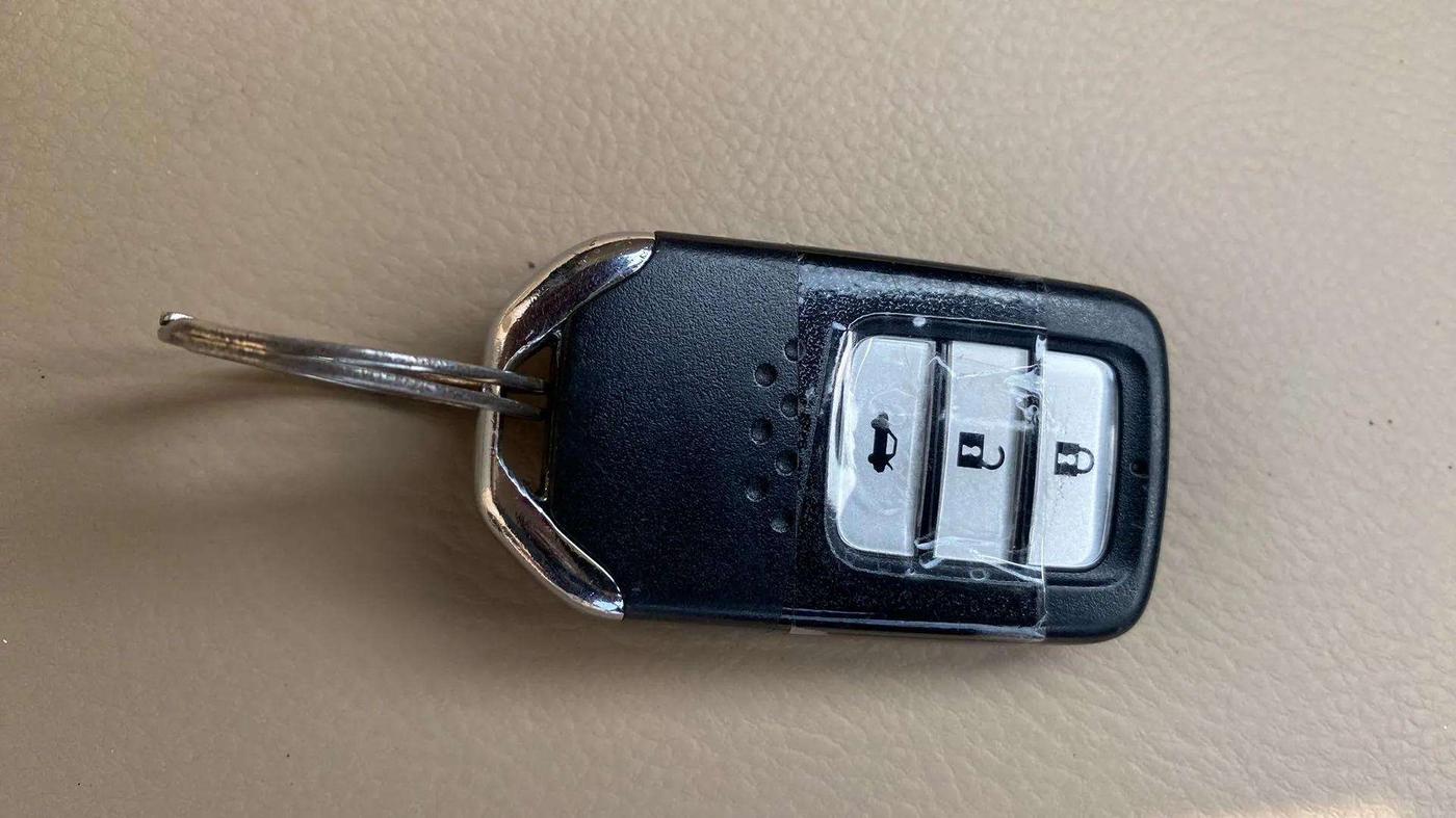 2017 Honda City 1.5L I-VTE V CVT, Petrol, Automatic, 67,360 km, Key Close Up