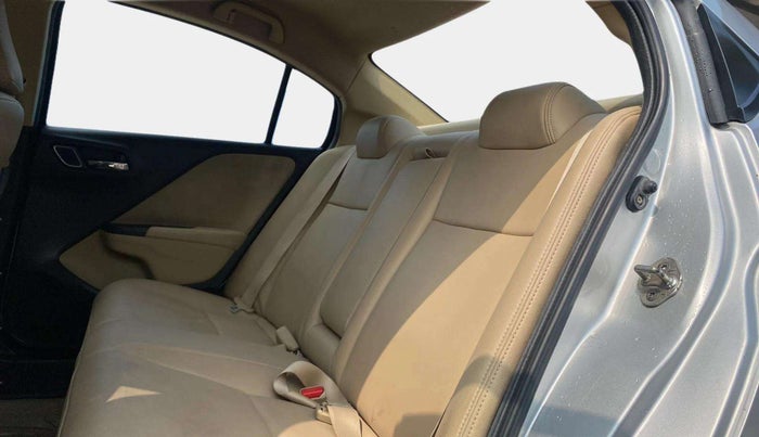 2017 Honda City 1.5L I-VTE V CVT, Petrol, Automatic, 67,360 km, Right Side Rear Door Cabin