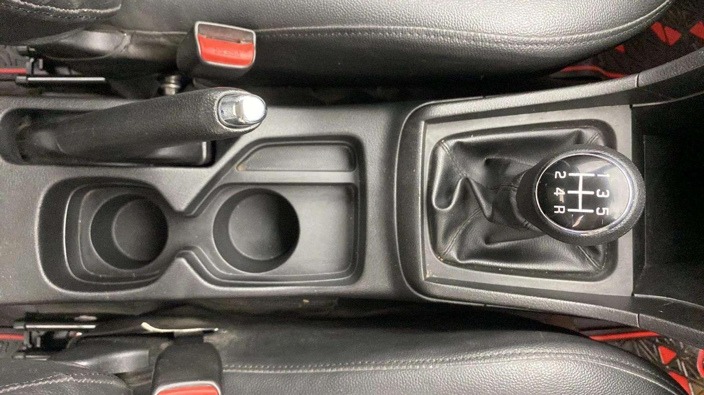 2021 Maruti Vitara Brezza VXI, Petrol, Manual, 21,137 km, Gear Lever