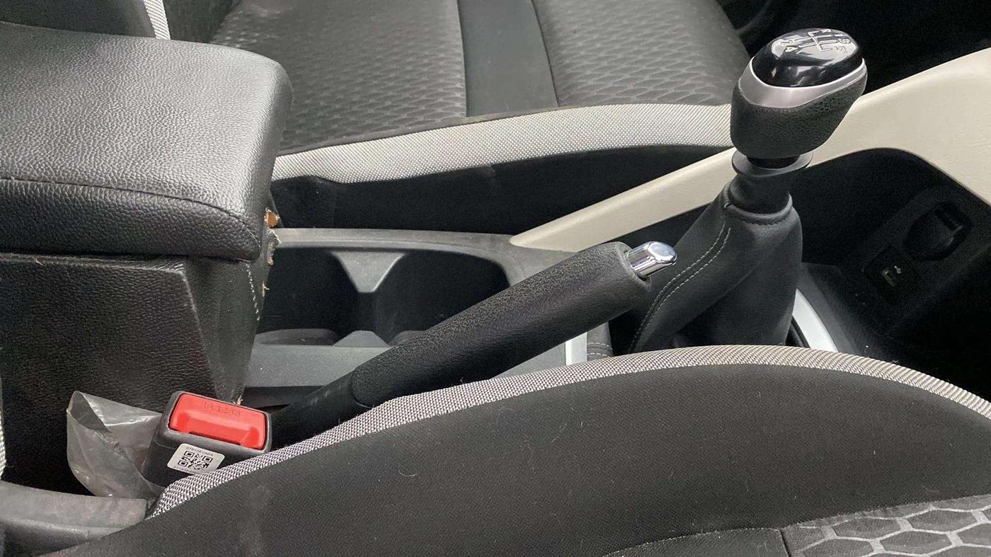 2021 Nissan MAGNITE XV MT, Petrol, Manual, 17,356 km, Gear Lever