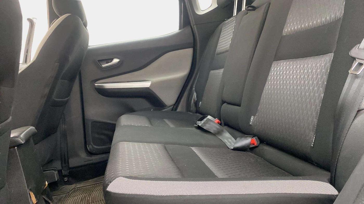2021 Nissan MAGNITE XV MT, Petrol, Manual, 17,356 km, Right Side Rear Door Cabin