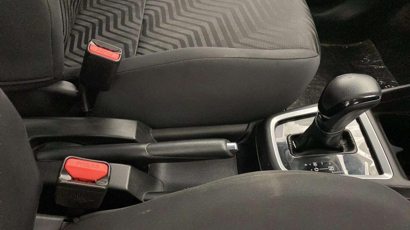 2019 Maruti Swift ZXI PLUS AMT, Petrol, Automatic, 30,990 km, Gear Lever