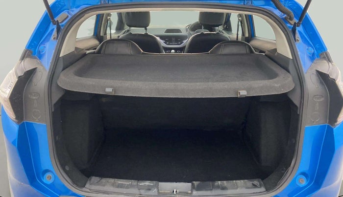 2018 Tata NEXON XM PETROL, Petrol, Manual, 26,770 km, Boot Inside