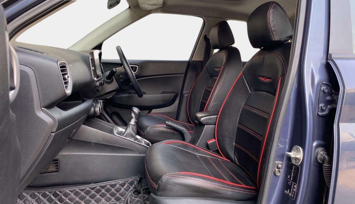 2020 Hyundai VENUE SX 1.0 TURBO IMT, Petrol, Manual, 26,148 km, Right Side Front Door Cabin