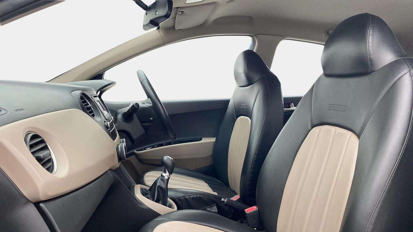2016 Hyundai Grand i10 ASTA (O) 1.2 KAPPA VTVT, Petrol, Manual, 39,783 km, Right Side Front Door Cabin